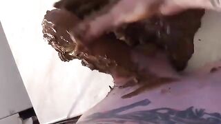 Tattooed babe enjoying shitty cock