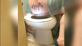 Hidden cam and hot shitty video