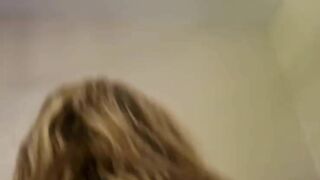 Slutty amateur lady and her gushing poop