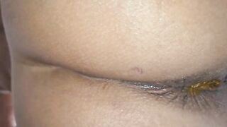 She know how to shit and tease