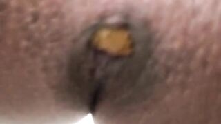 Close-up-of-sexy-asshole-pooping