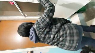 Amateur lady and her sweet pooping ass