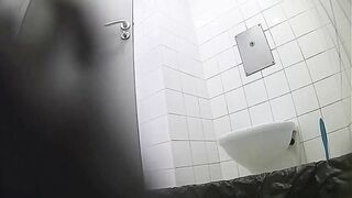 Curvy ass Japanese shit caught