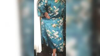 Madam Caramel taking out creamy poop