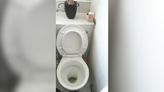 Madam Caramel taking out creamy poop