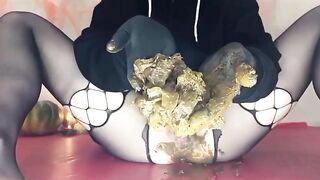 Nasty Halloween slut smearing in solo