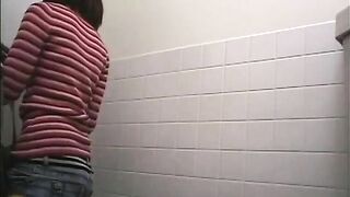 Hairy pussy Japanese slut poops nicely