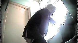 Juicy big booty girl poops