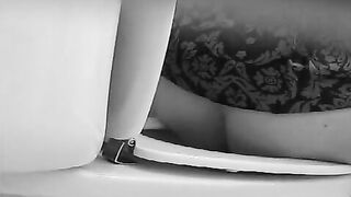 Amateur hot wife pooping at home