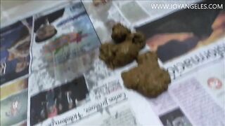 Big ebony girl pooping