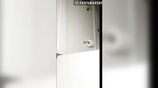 Big booty ebony slut poops at home