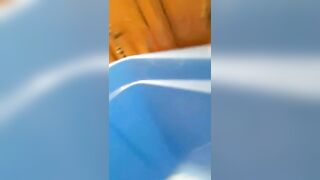 Big booty lady poops in amateur homemade video