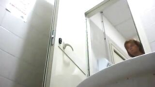 Mature woman poop caught on cam