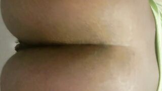 Big booty diarrhea poo