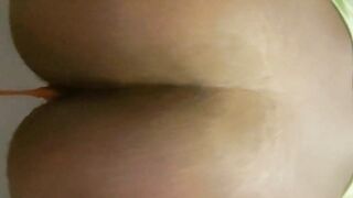 Big booty diarrhea poo