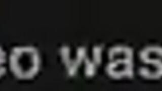 Hot babe pooping in the tub