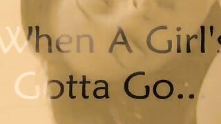 Chubby booty girl poops