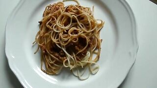 Poop meat balls in Spaghetti