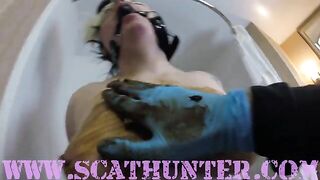 Masked scarlett with big tits love smearing boobs