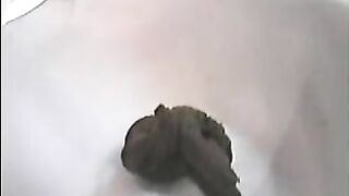 Beautiful big ass lady pooping