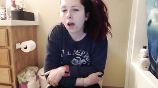 Hot brunette potty babe