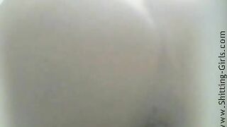 Low quality pooping video