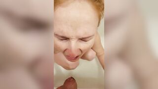 Girl drinks her own piss in the shower