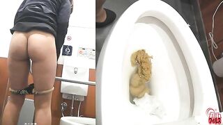 Cute brunette Japanese hot chick poops in the toilet