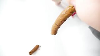 Fantastic high quality babe pissing and pooping