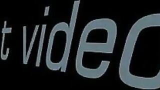 Woman spreads her ass in front of the mirror