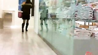 Girl push a wet huge poop out of her asshole