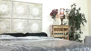 Naughty big booty babe poops hard