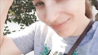 Cute chick and her sexy poop selfie