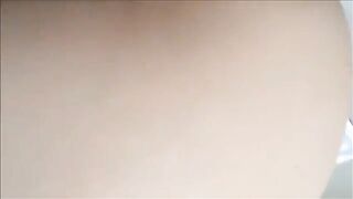 Cute chick and her sexy poop selfie