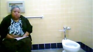 Big Mexican mommy dump