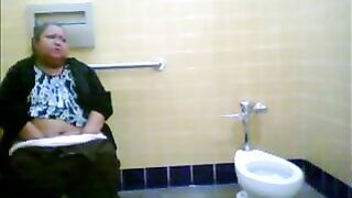 Big Mexican mommy dump