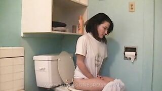 Mix video of sexy amateur pooping girls