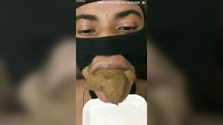 Dude eating messy shit