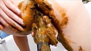 Stunning babe smear shit on butt
