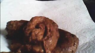 Hairy big butt mature shitting heavily