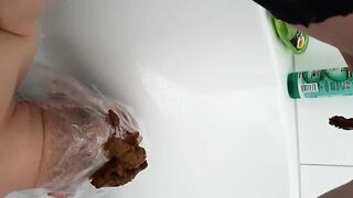 Hairy pussy lady poops on his face