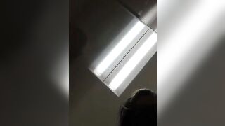 Woman takes a huge shit while wearing fishnet stockings