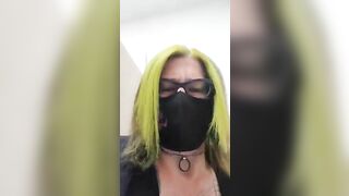 Amateur mature lady poops at home