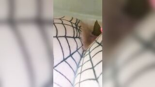 Curvy hot lady pooping