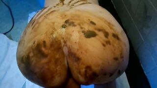 Shitty booty and deep anal