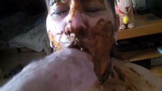 French girl smearing it