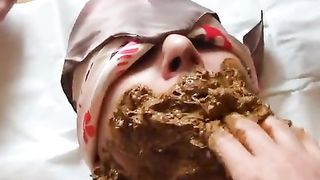 Creamy shit on his face