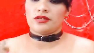 Latina drinking scat