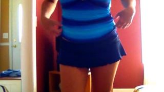 Fingering her shitty ass