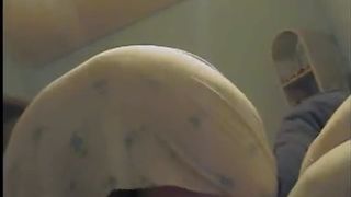 Huge farts from BBW babe